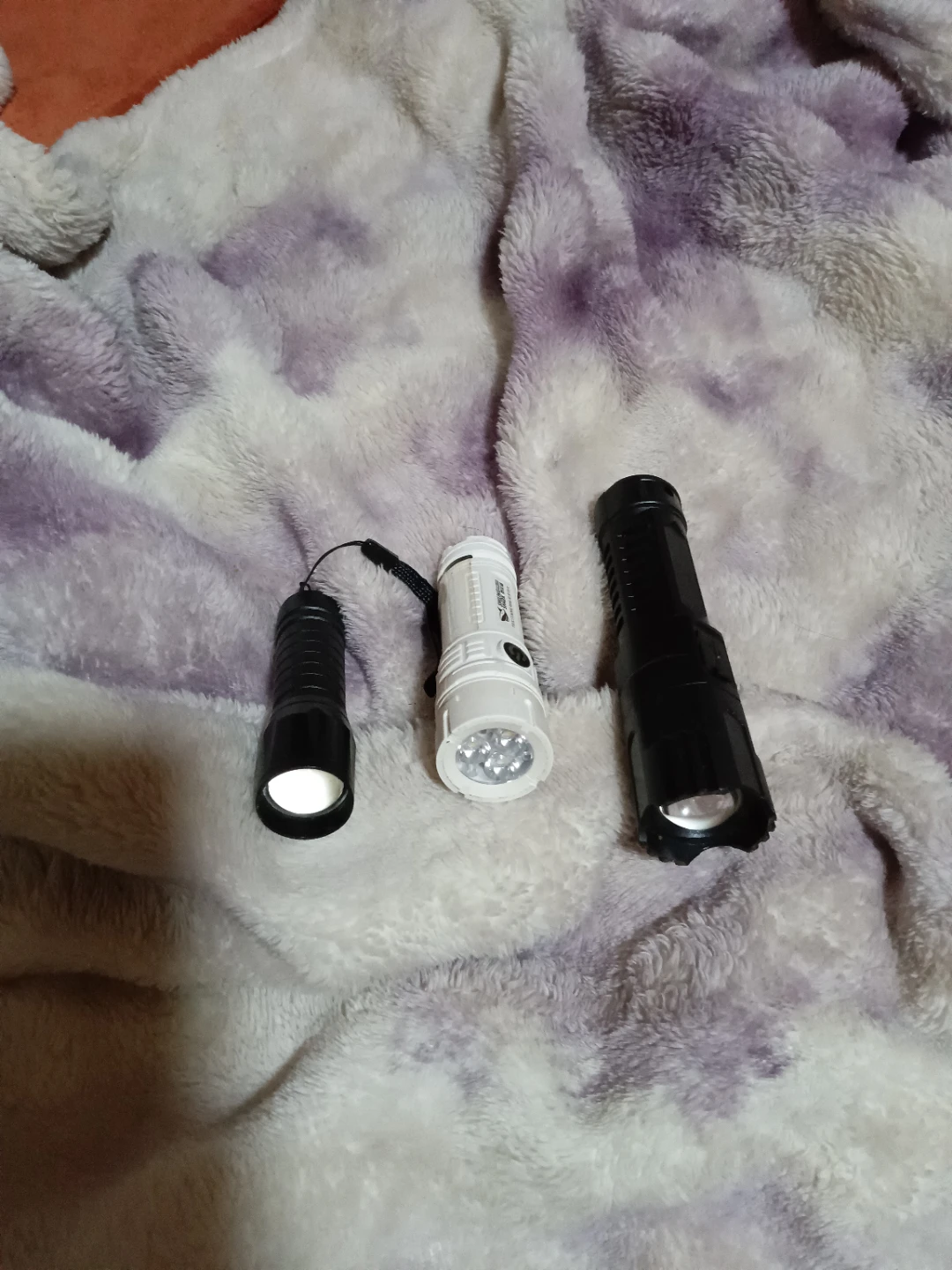 LEDライト ヘッドライト 5点セットの写真4枚目