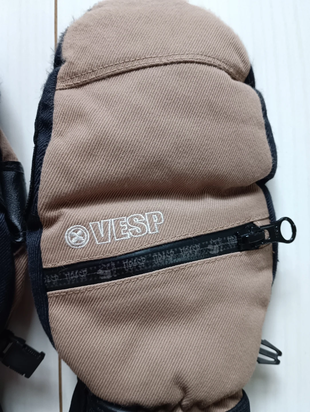 VESP スノーボードグローブの写真4枚目
