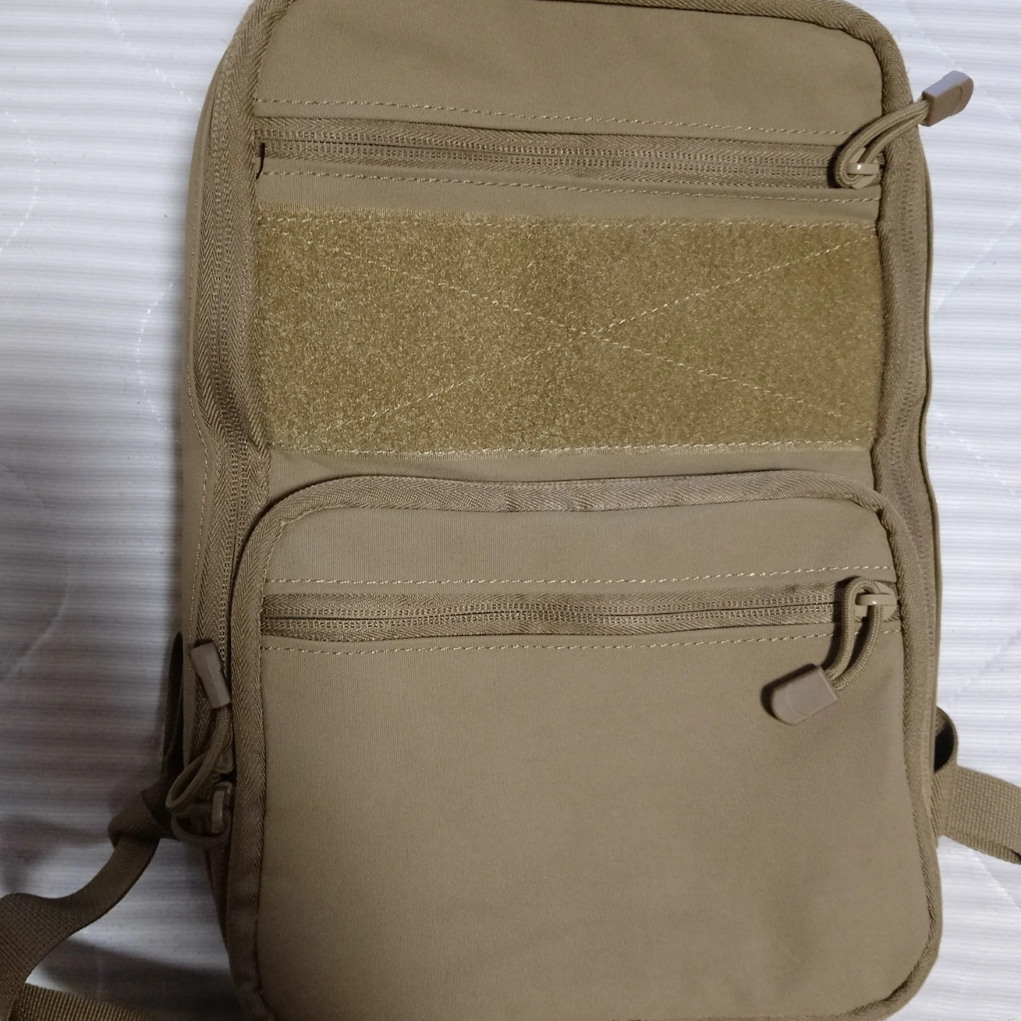 タクティカルショルダーバッグ ベージュ