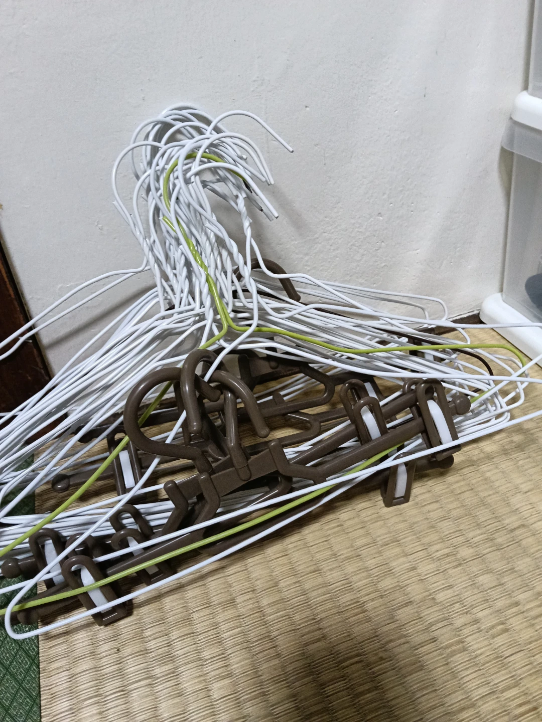 針金ハンガー