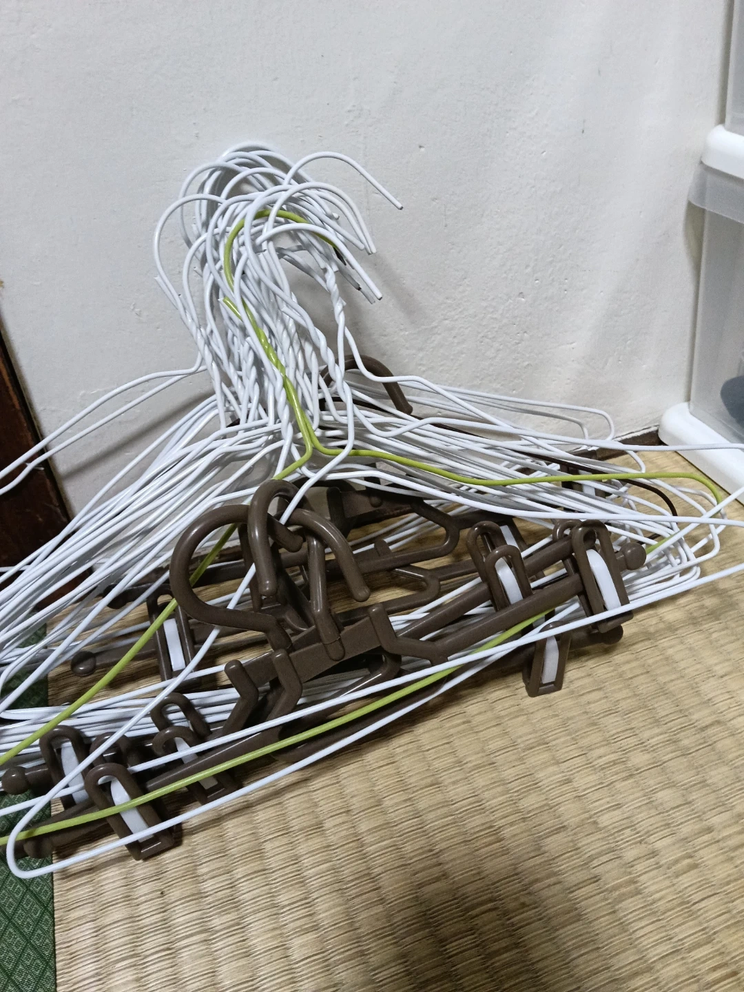 針金ハンガー