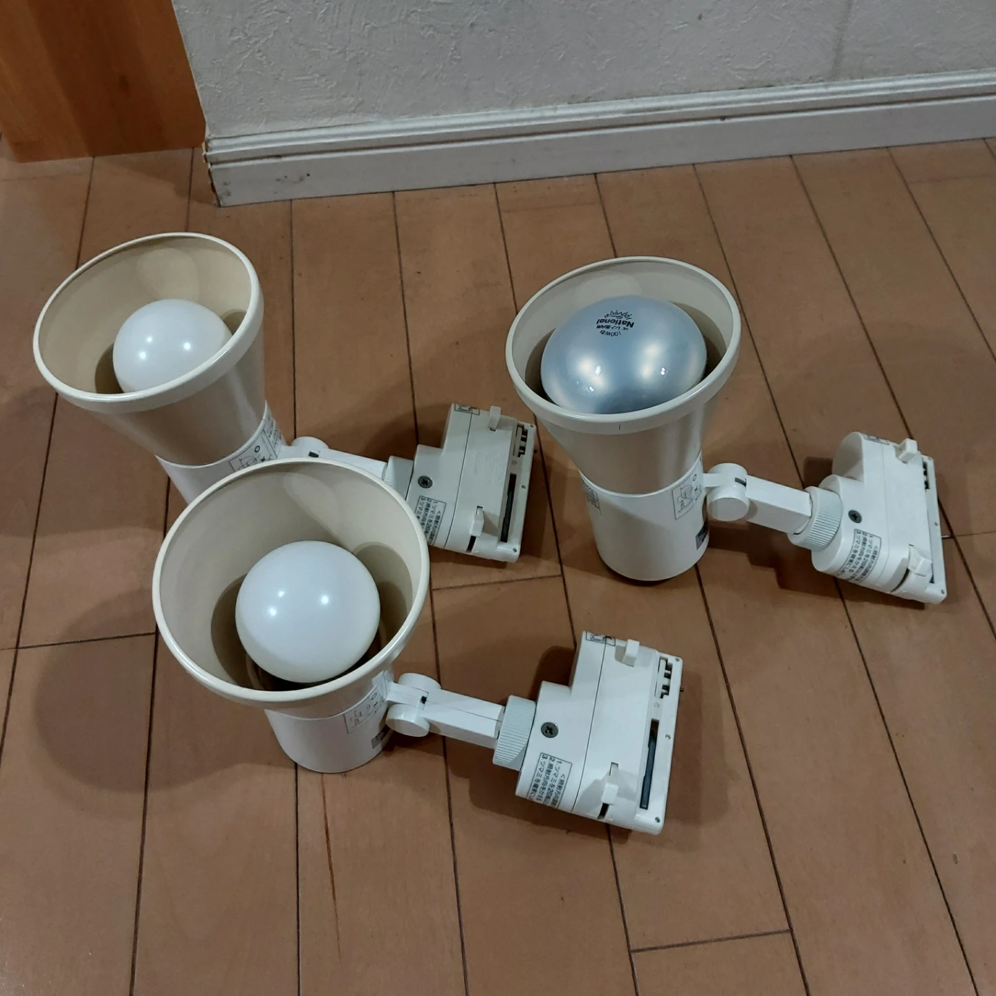 ナショナル スポットライト 照明器具　レール用　3個セット　の写真2枚目