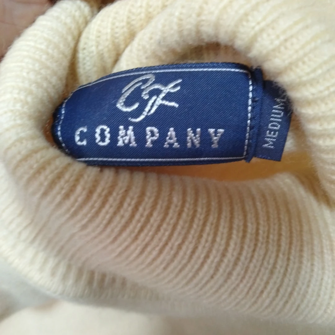 CF COMPANY タートルネックニット ベージュ Mサイズの写真2枚目