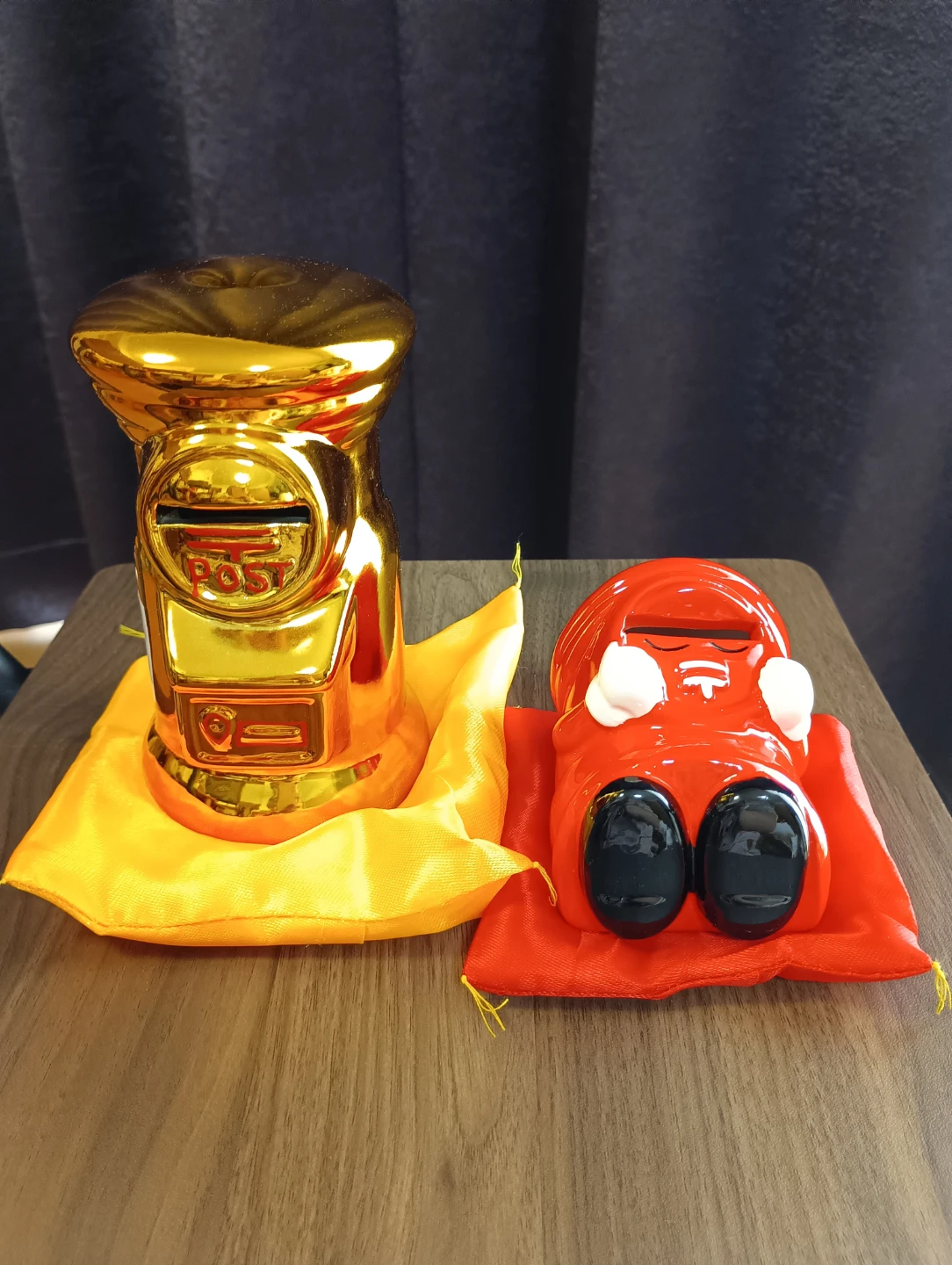 郵便ポスト型 貯金箱の写真2枚目