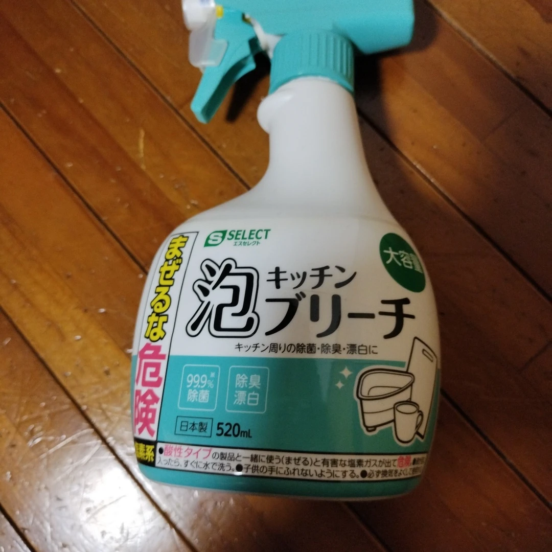 エスセレクト 泡キッチンブリーチ 520ml