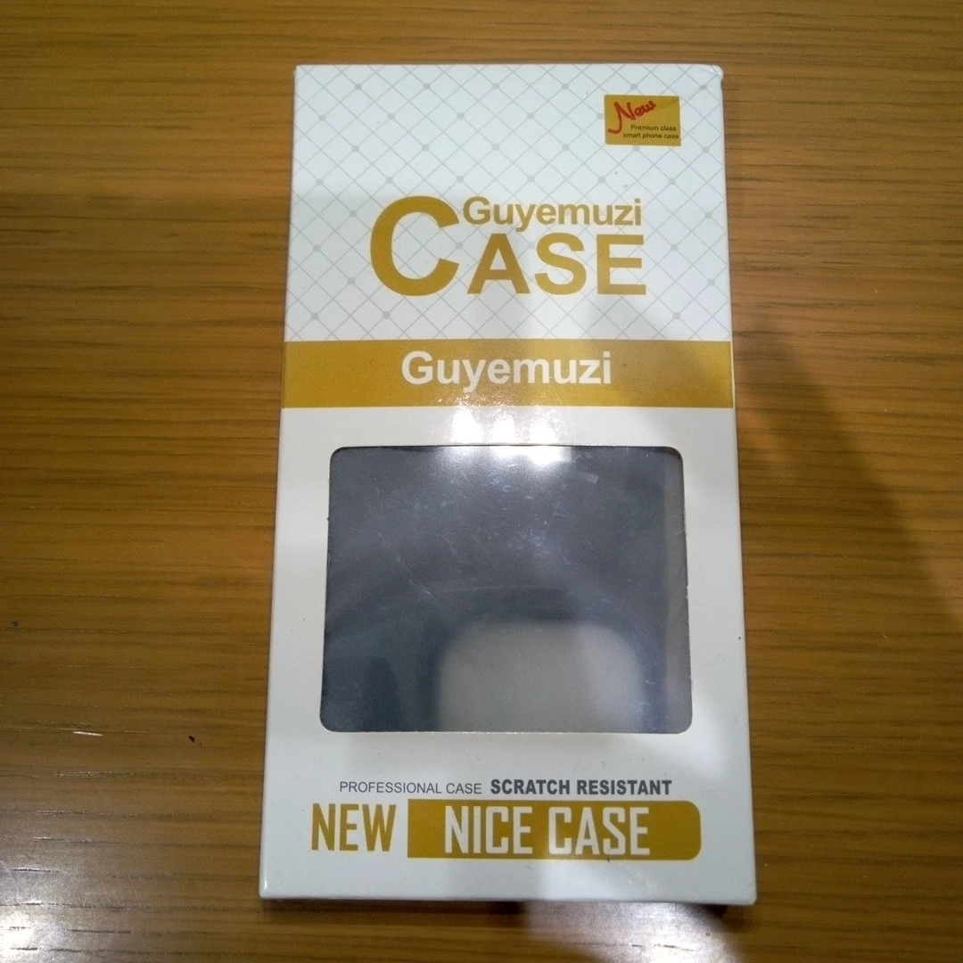 Guyemuzi iPhone 14 Pro用ケース