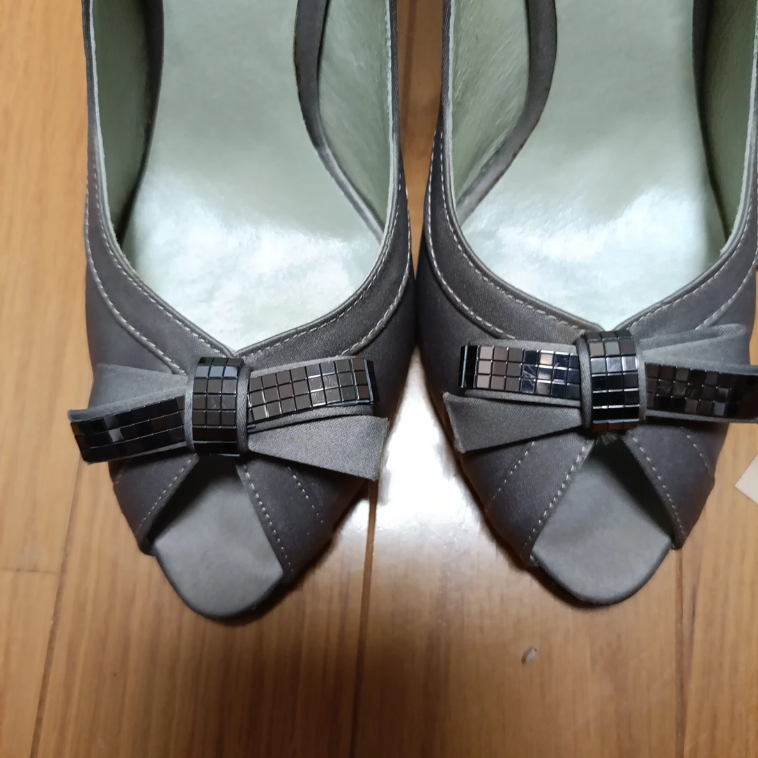 menbur パンプス　オープントゥー  シューズ　結婚式　入学式　37の写真2枚目