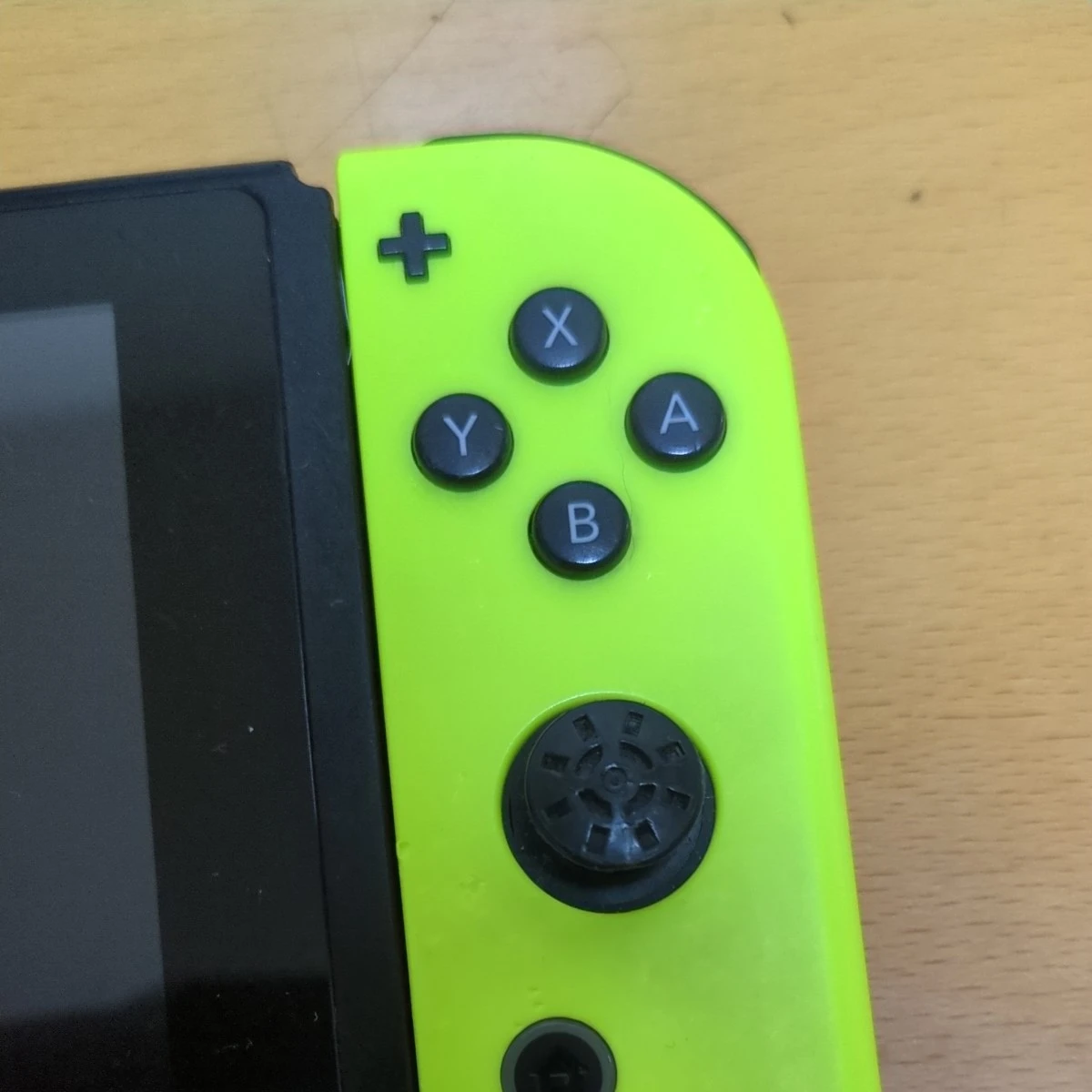 Nintendo Switch 本体 ネオンブルー ネオンイエロー ジョイコン　準ジャンク品　B品の写真9枚目