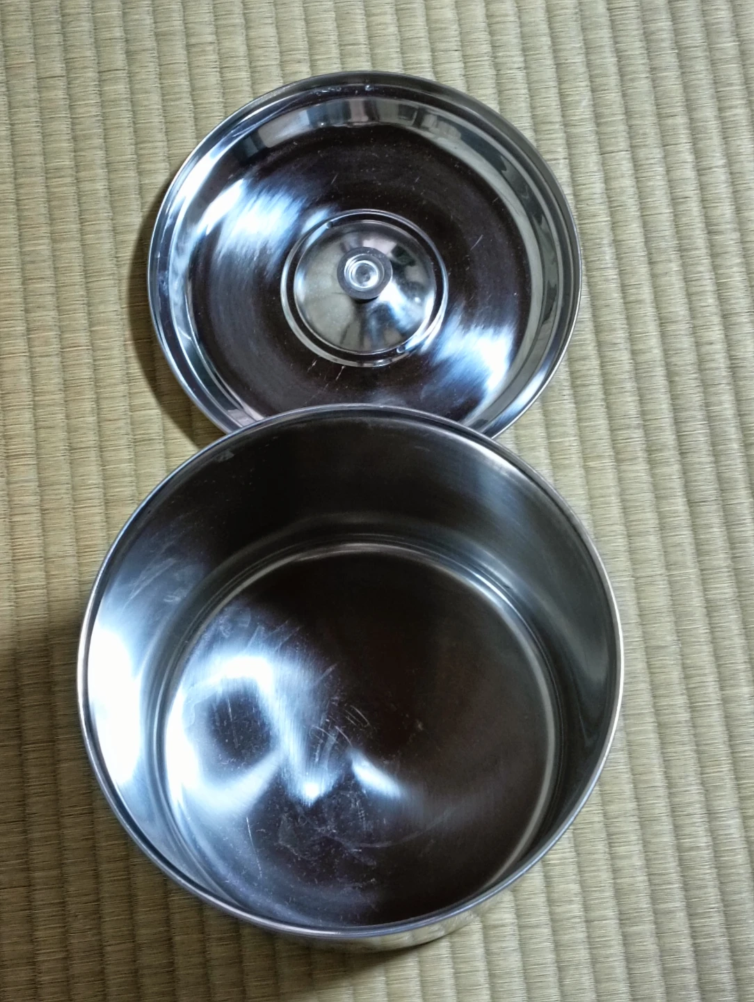 クローバー 18cm モリブデンステンレス食缶の写真2枚目