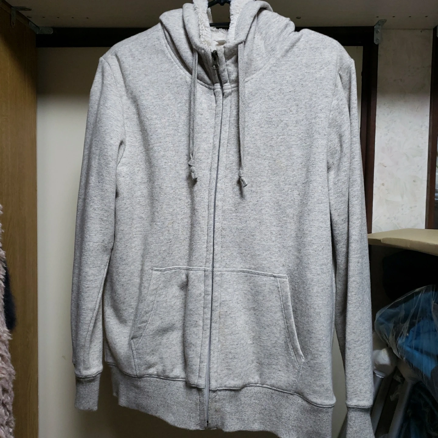 ユニクロ ボアパーカー グレー XL