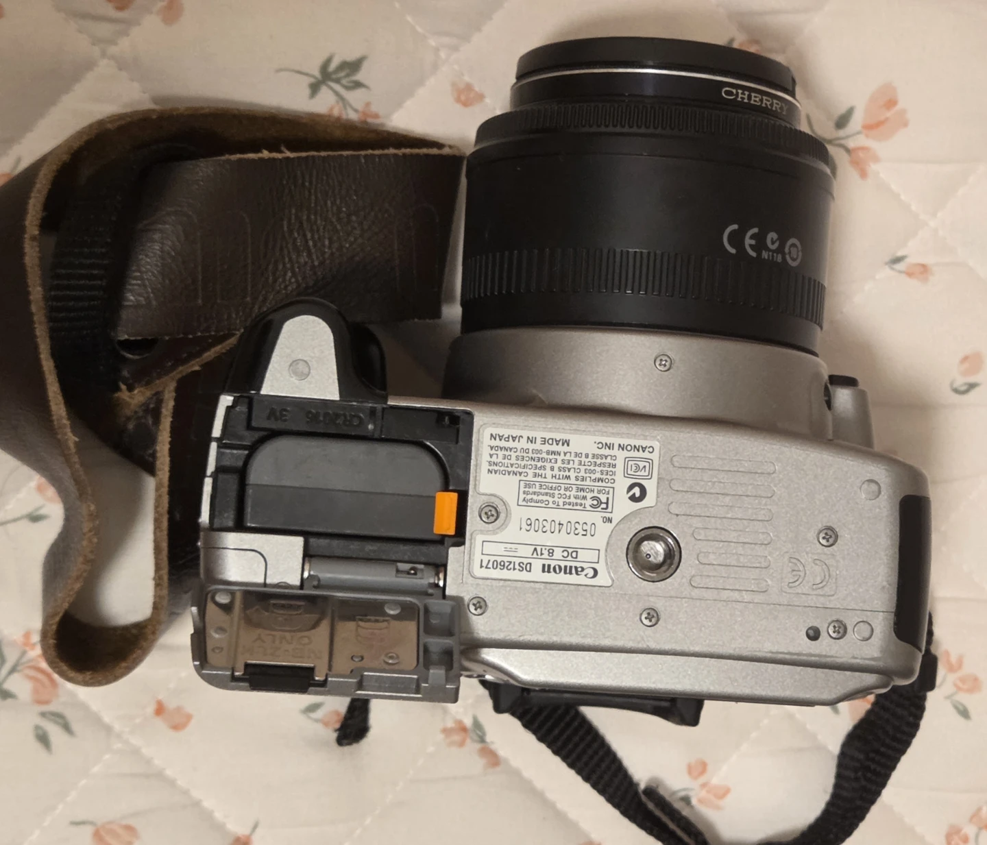 キヤノン EOS Kiss Digital N シルバー(350d)の写真3枚目