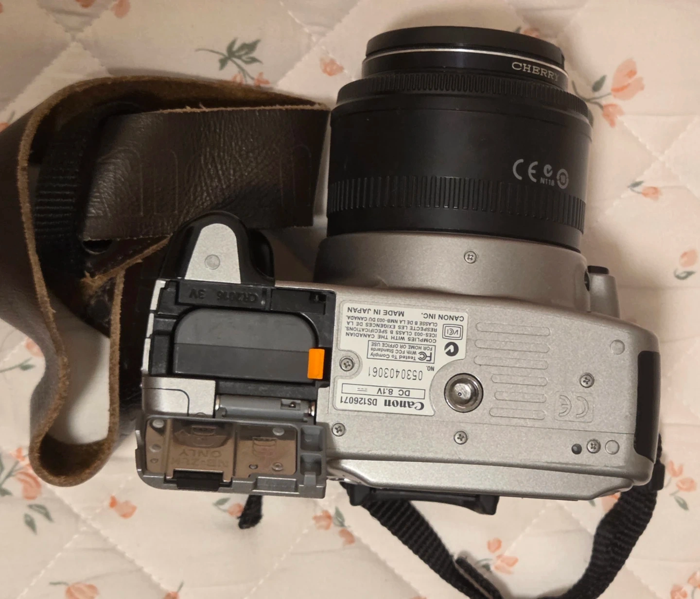 キヤノン EOS Kiss Digital N シルバー(350d)の写真3枚目