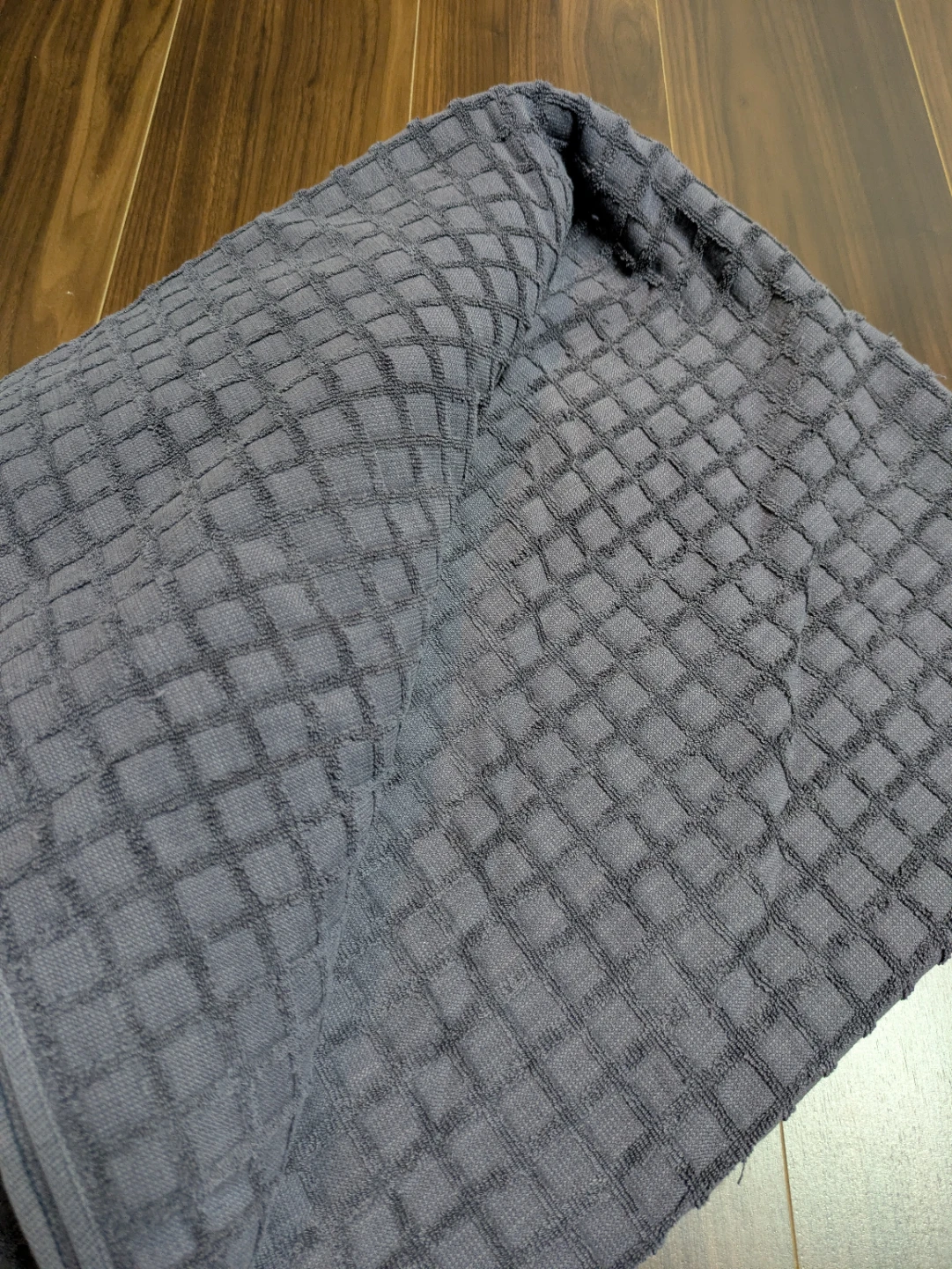 無印良品　MUJI　タオルケット　ワッフル　ネイビー　毛布　ブランケットの写真3枚目