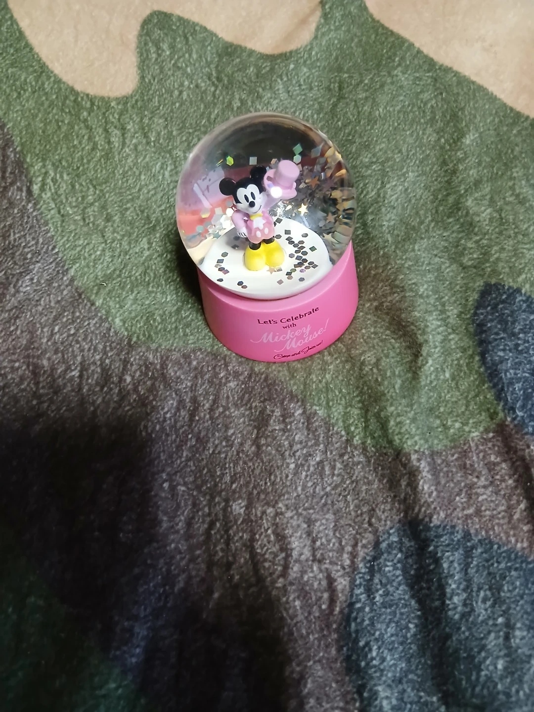 ディズニー ミッキー スノーグローブ