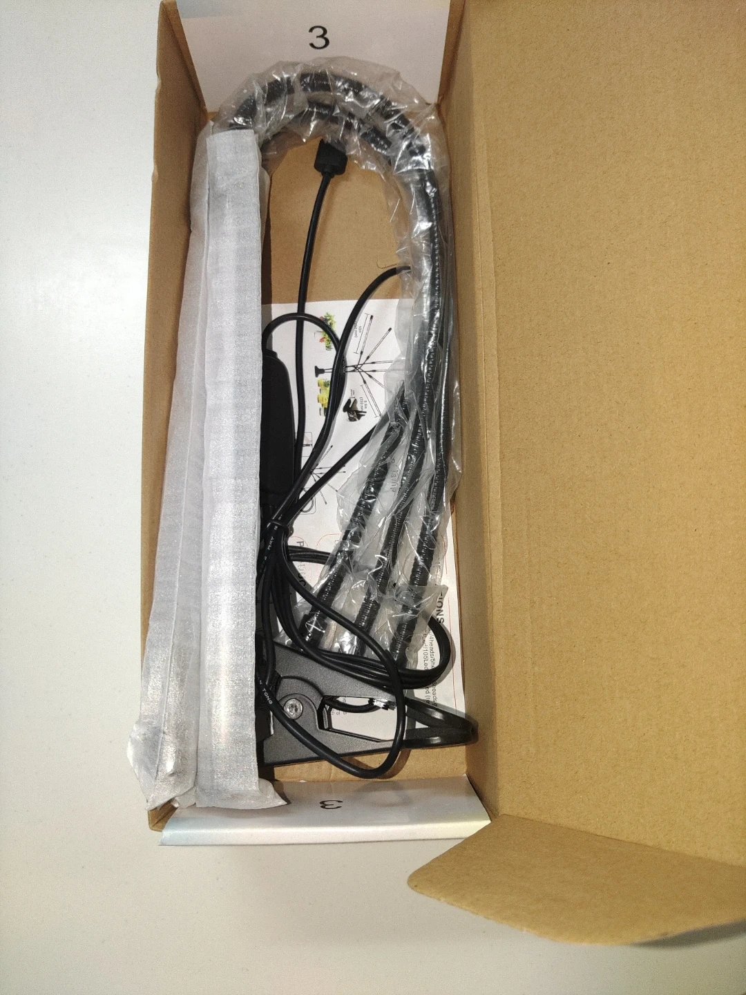 植物育成用LEDライト 3ヘッド クリップ式の写真3枚目