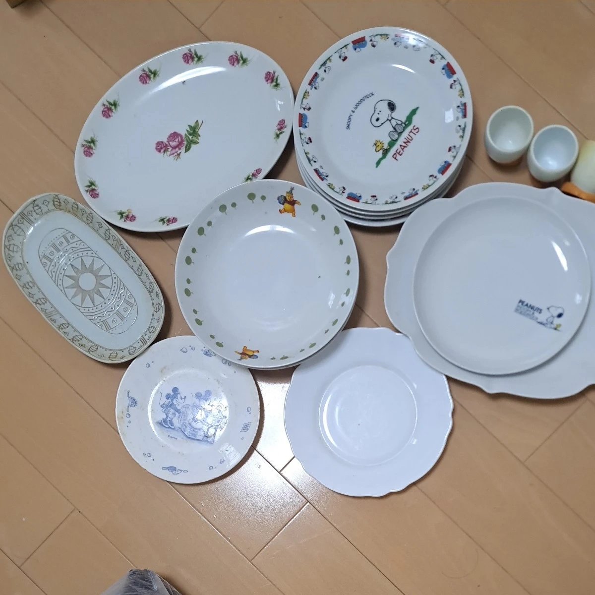 しょつき お皿色いろ19こ