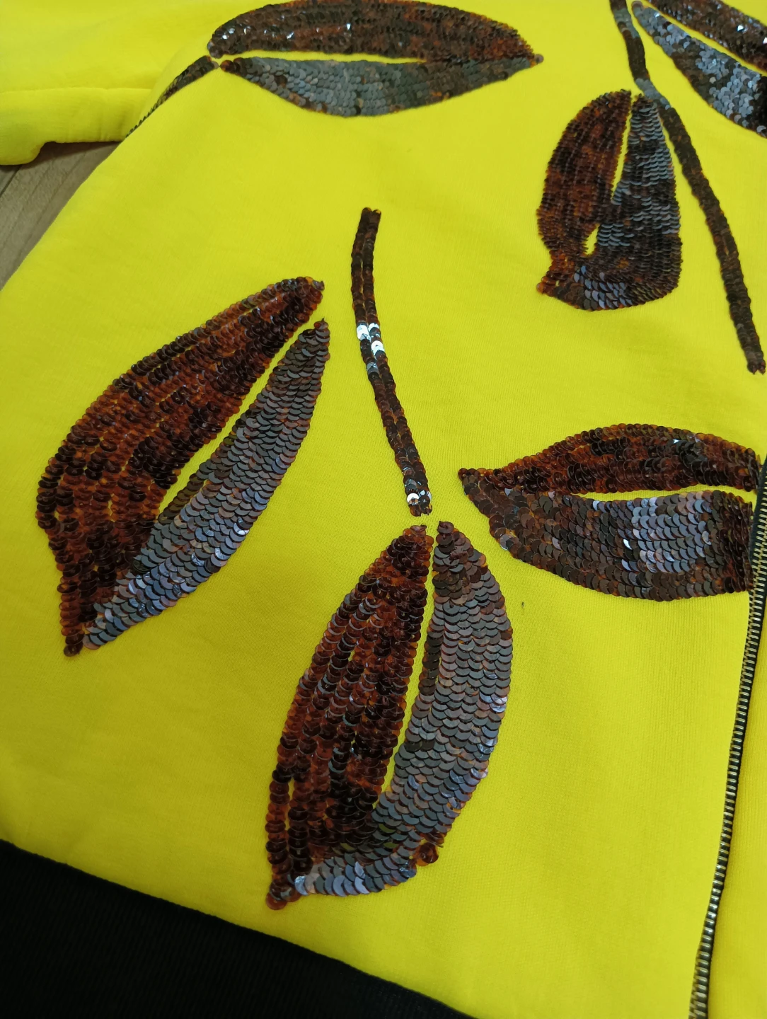 未使用品。MARNI マルニ スパンコールリーフモチーフ ジップアップ カーディガン ブルゾンの写真7枚目