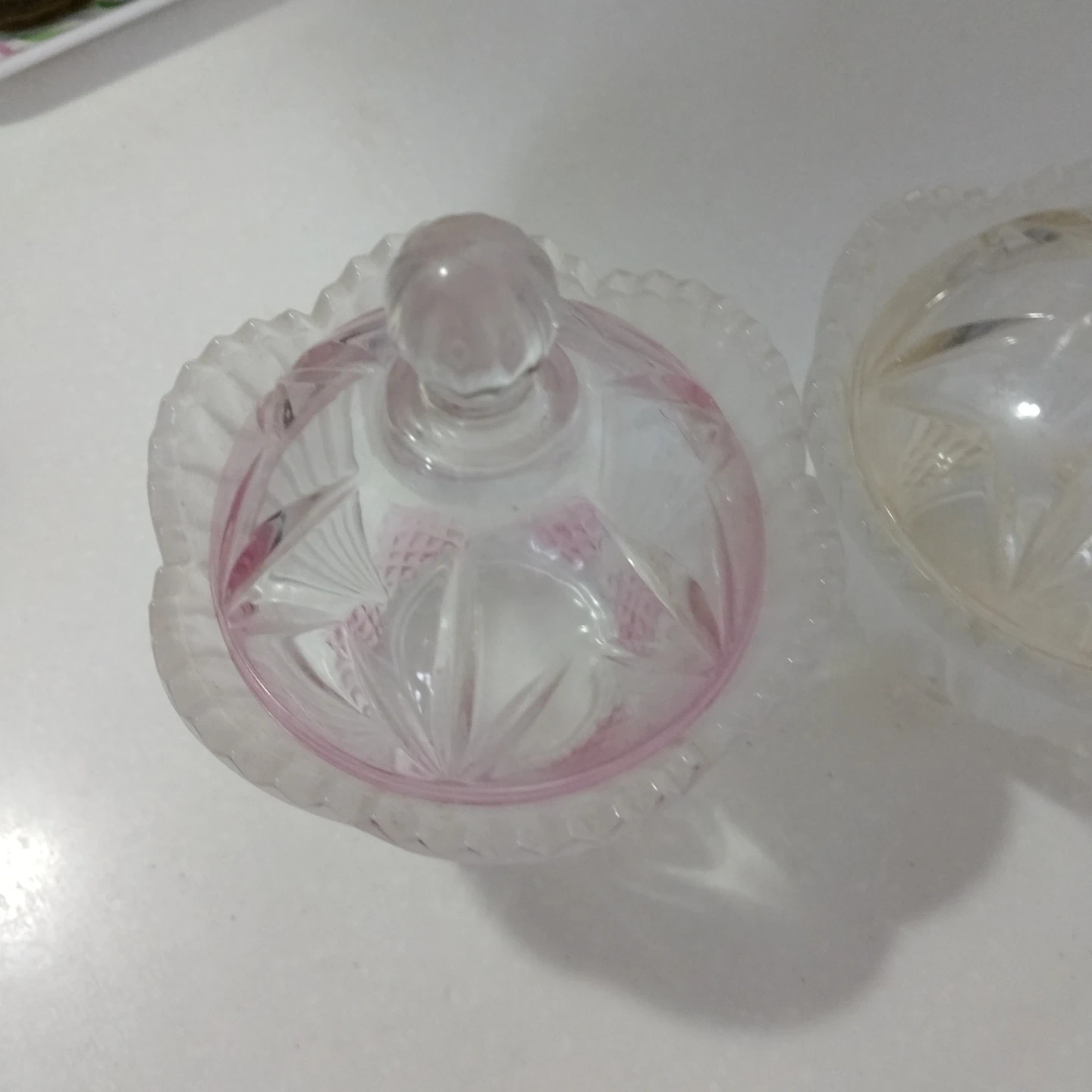 ガラス製 キャンディポット 2個セット 蓋付きの写真3枚目