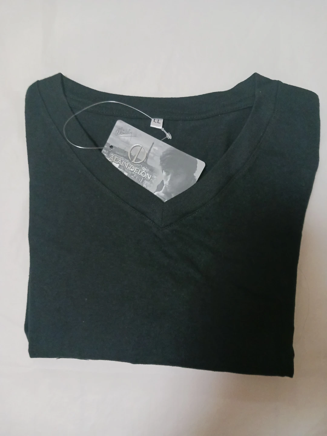 新品✨😍✨men'sアラン・ドロンLL sizeVネックTシャツ ブラック LL