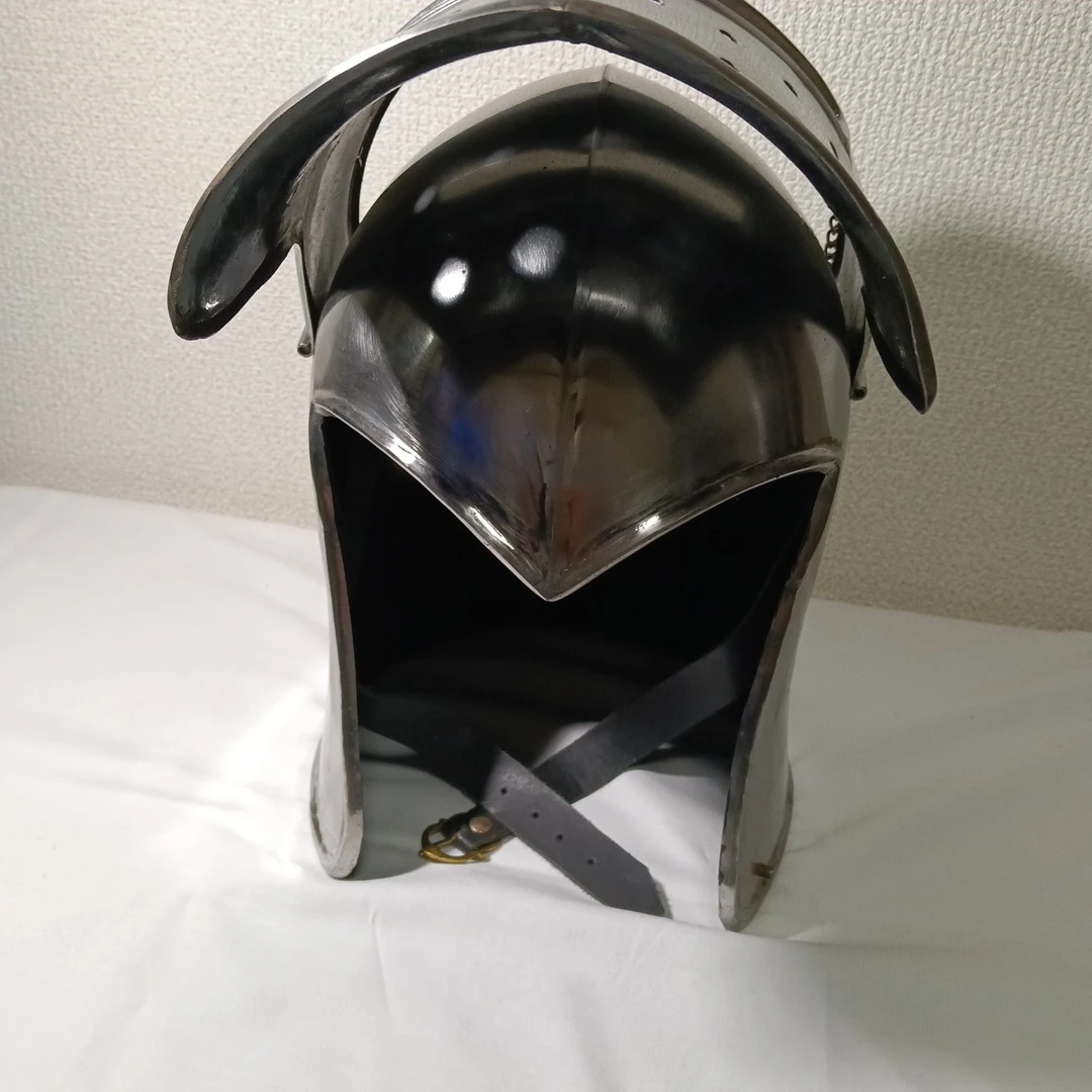 西洋甲冑 レプリカ ヘルメットの写真3枚目