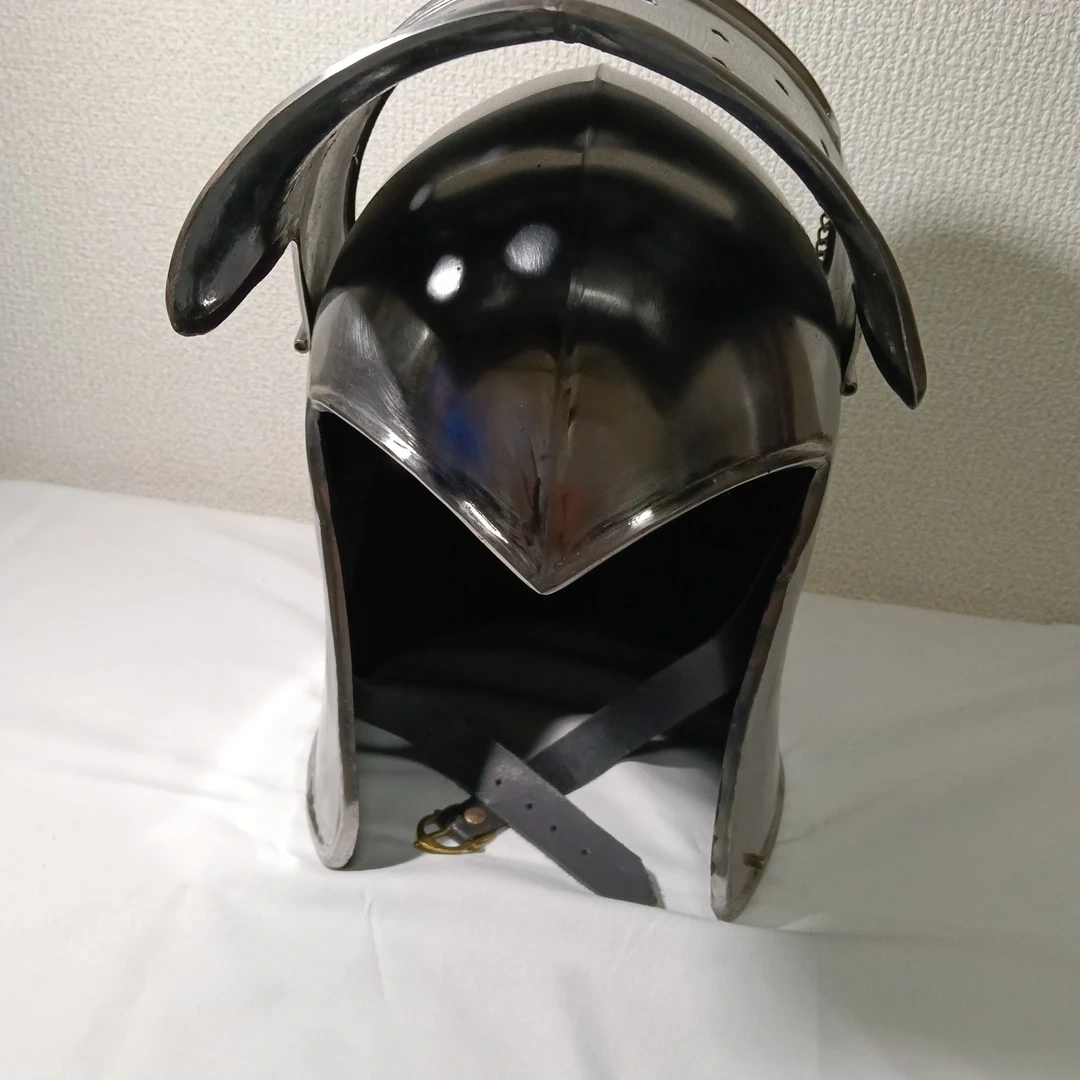 西洋甲冑 レプリカ ヘルメットの写真3枚目