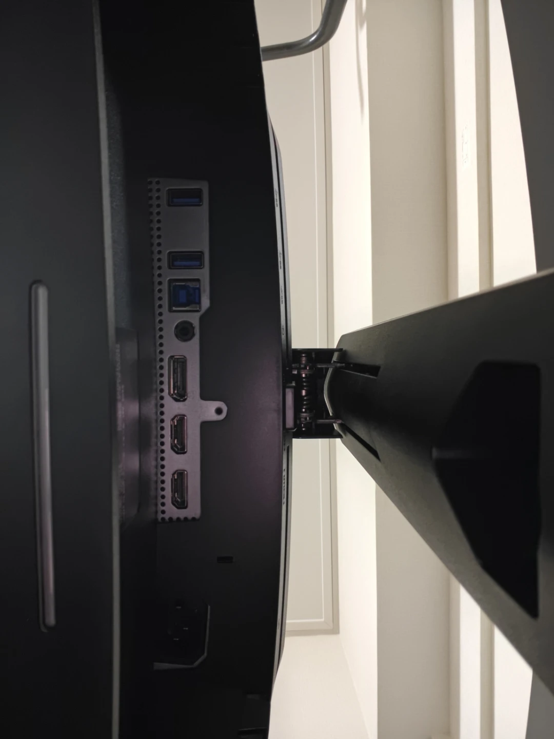 Dell 34 曲面ゲーミングモニター - S3422DWGの写真4枚目