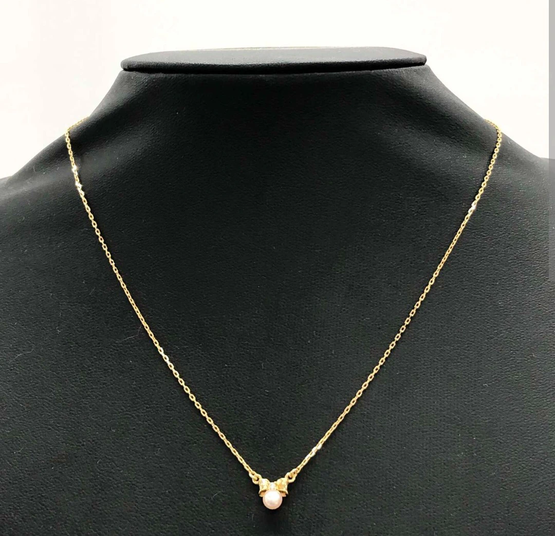 美品。TASAKI 4mm アコヤベビー真珠&ダイヤ K18金YGペンダント&チェーン ネックレス