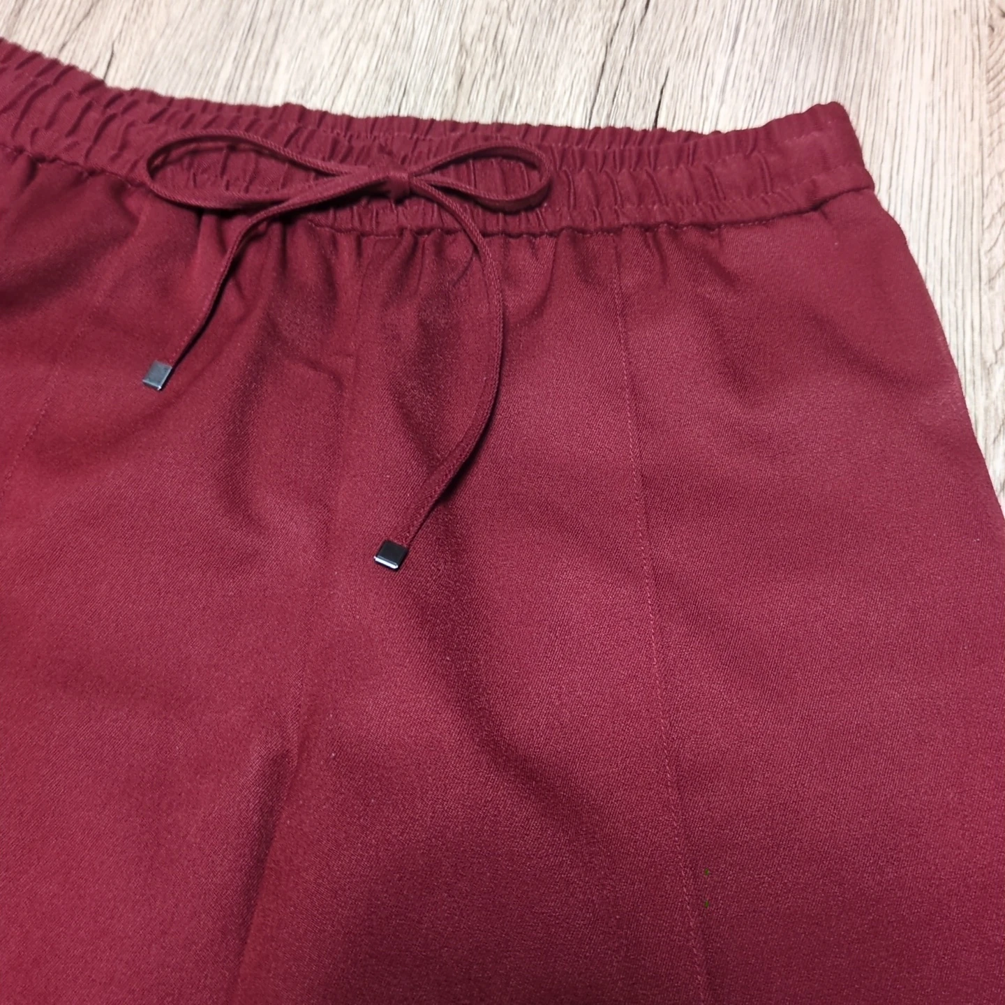 《本日お渡し可能‼️》ワインレッド センタープレスパンツ Mサイズの写真2枚目
