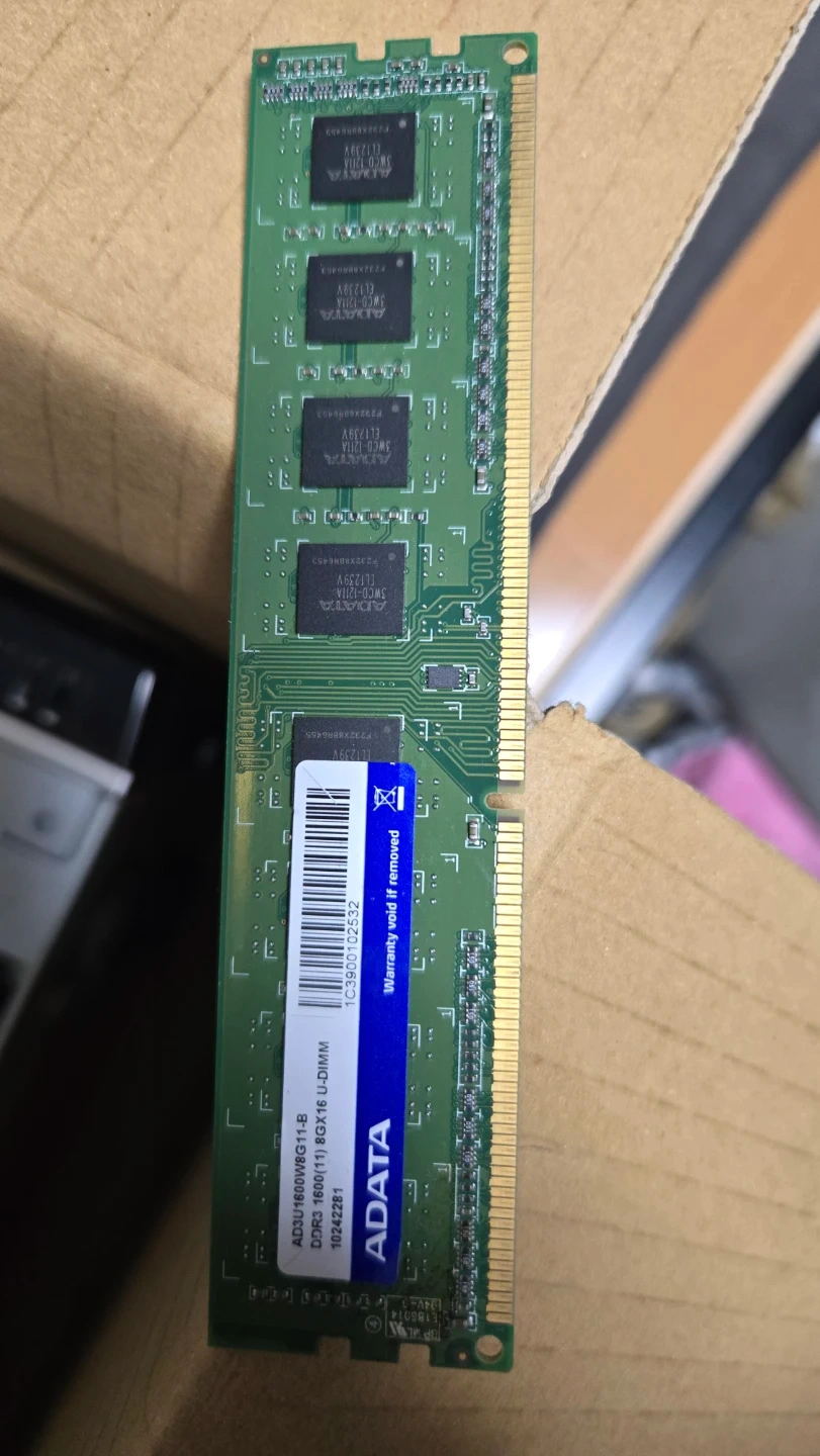 ADATA DDR3 1600 8GB PCメモリ
