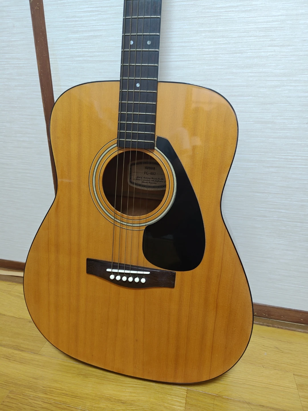 Yamaha FG-402 (made in Japan)の写真2枚目