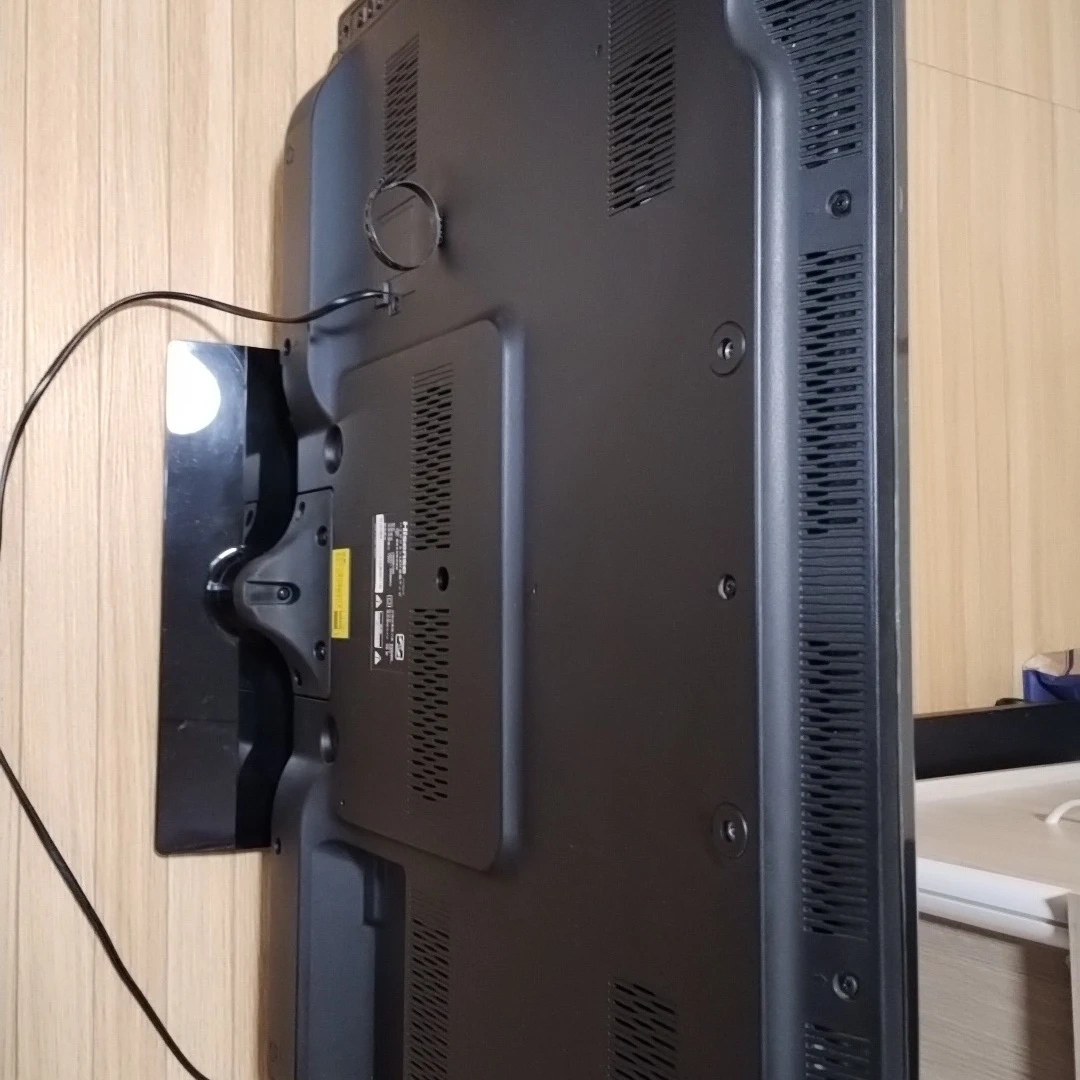Hisense FHD 液晶テレビ HS39K160 動作品の写真4枚目