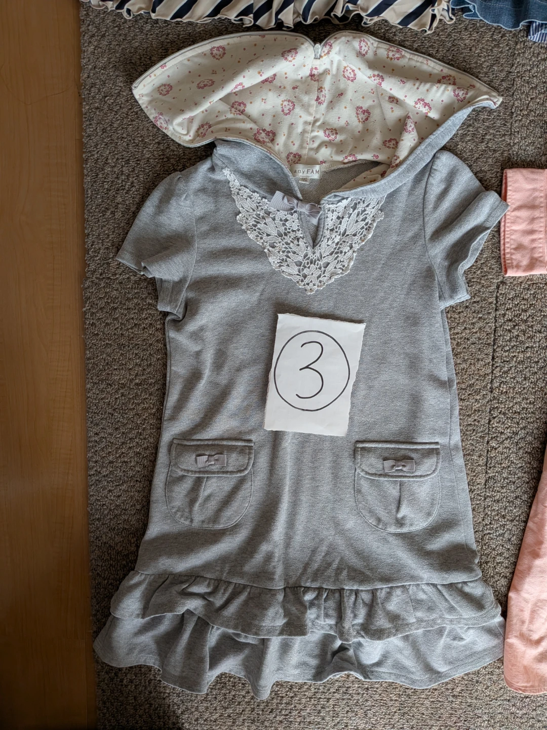 【女児130cmワンピース 4点セット】 まとめ売りの写真3枚目