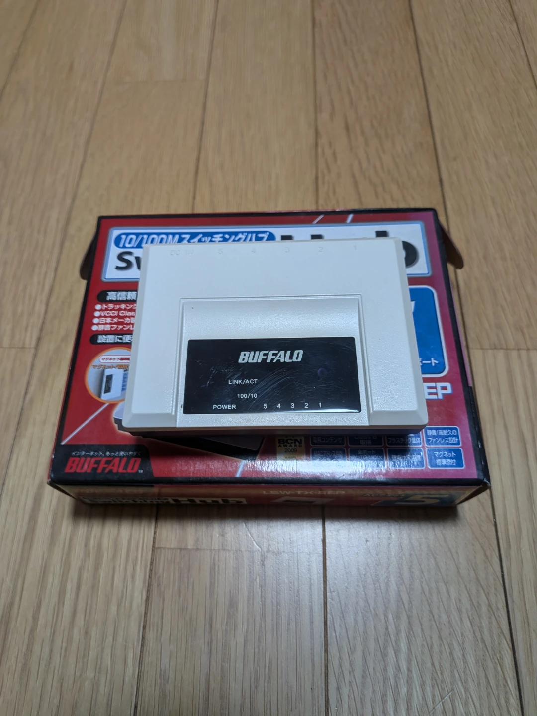 BUFFALO 5ポート スイッチングハブ LSW-TX-5EP 箱・ACアダプター付き