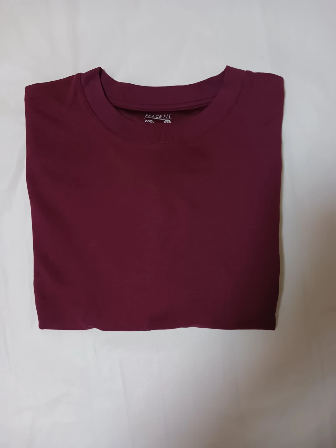 新品✨😍✨men's．XL Side．男の色気．トップバリュ ピースフィット クルーネックTシャツ、すそ両横スリット有り3~4㎝
