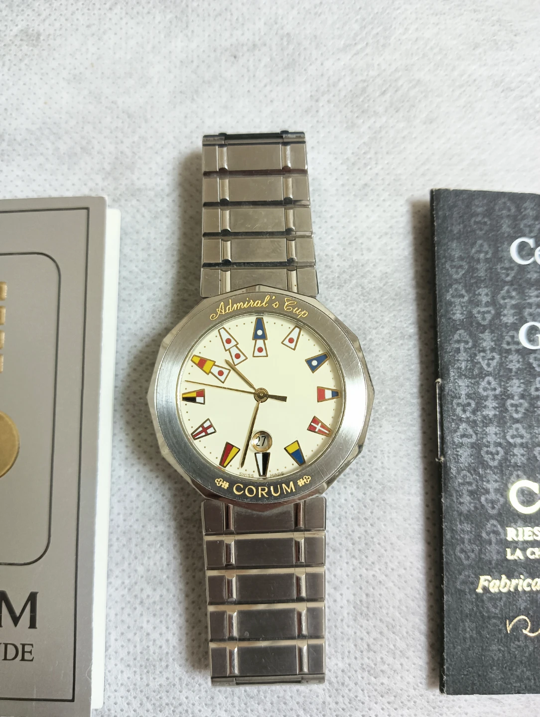 非常に美品。 CORUM コルム アドミラルズカップ メンズ 腕時計の写真2枚目