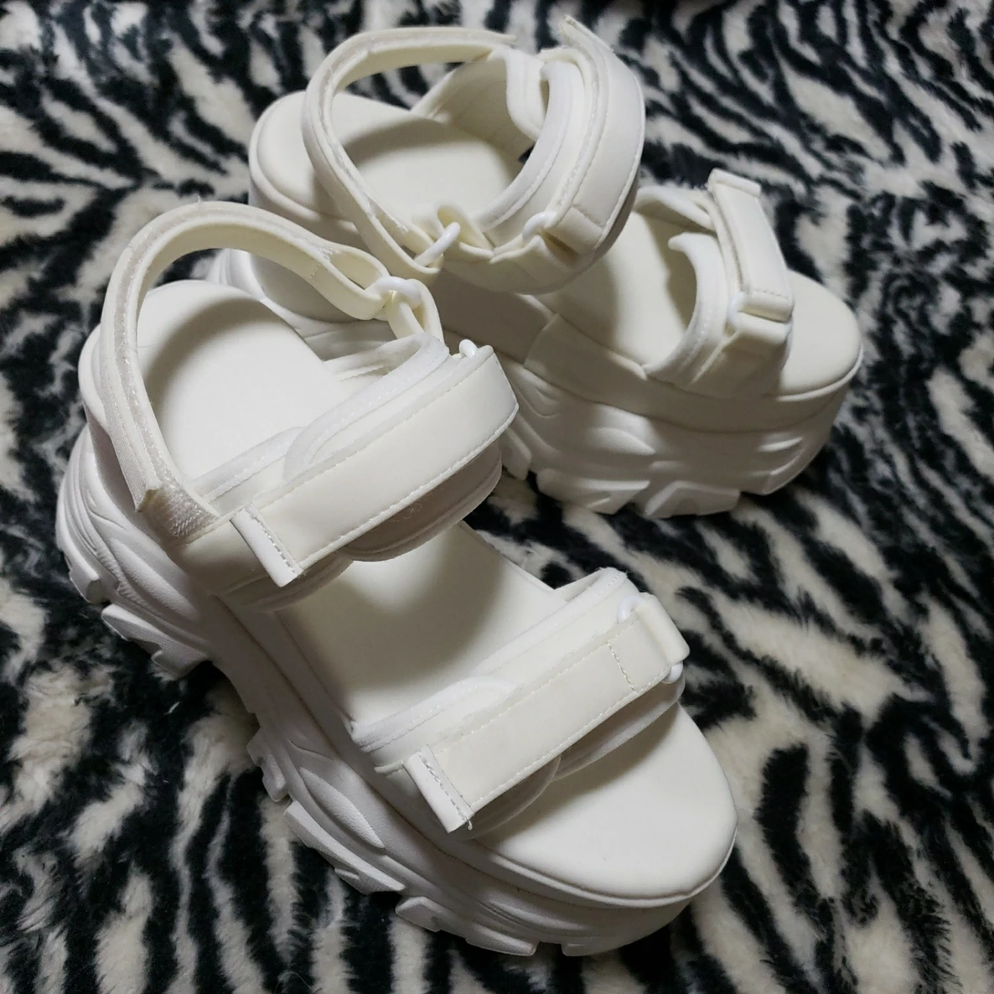GRL 厚底スポーツサンダル ホワイト 23.0cm