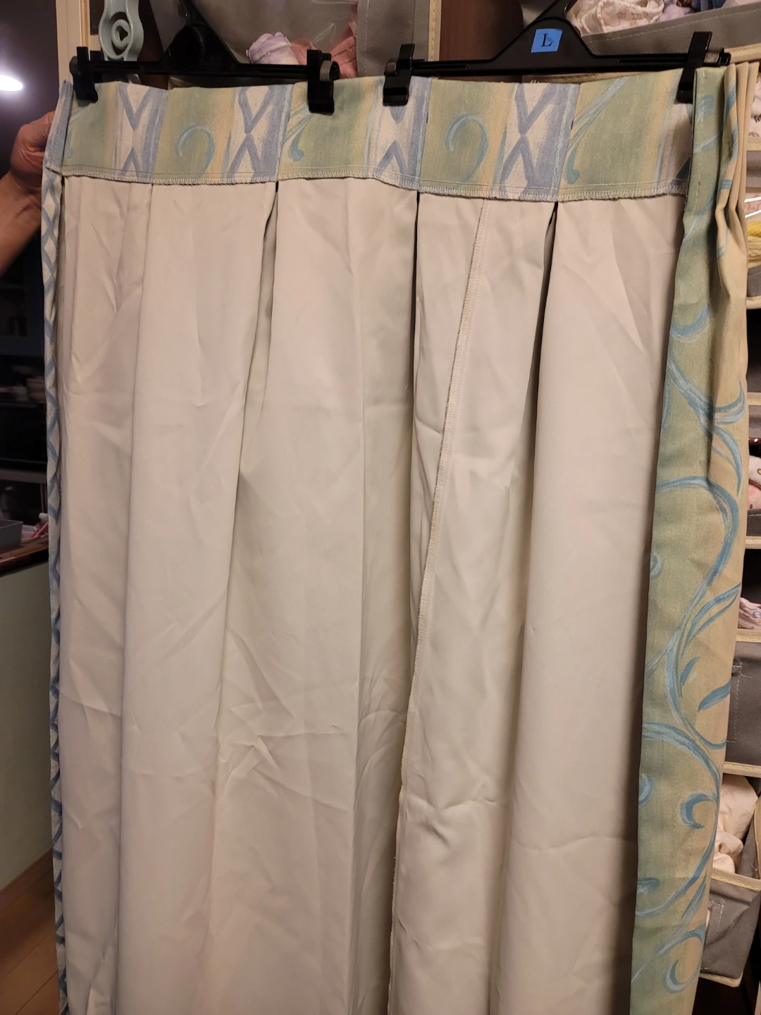 カーテン 2枚セット グリーン系 130cm x 73cmの写真6枚目