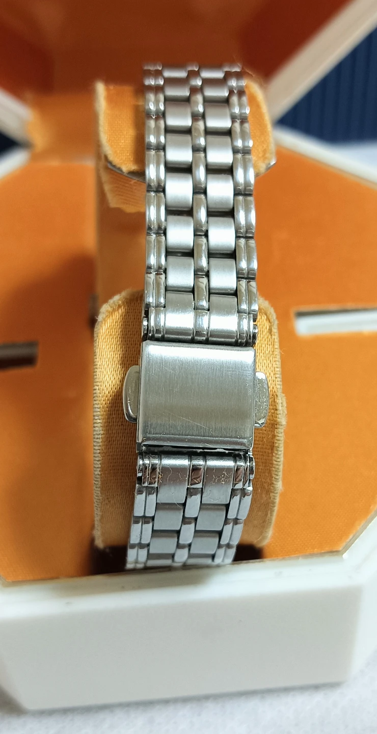 美品。OMEGA オメガ ジュネーブ 手巻き式 スクエア 腕時計の写真6枚目