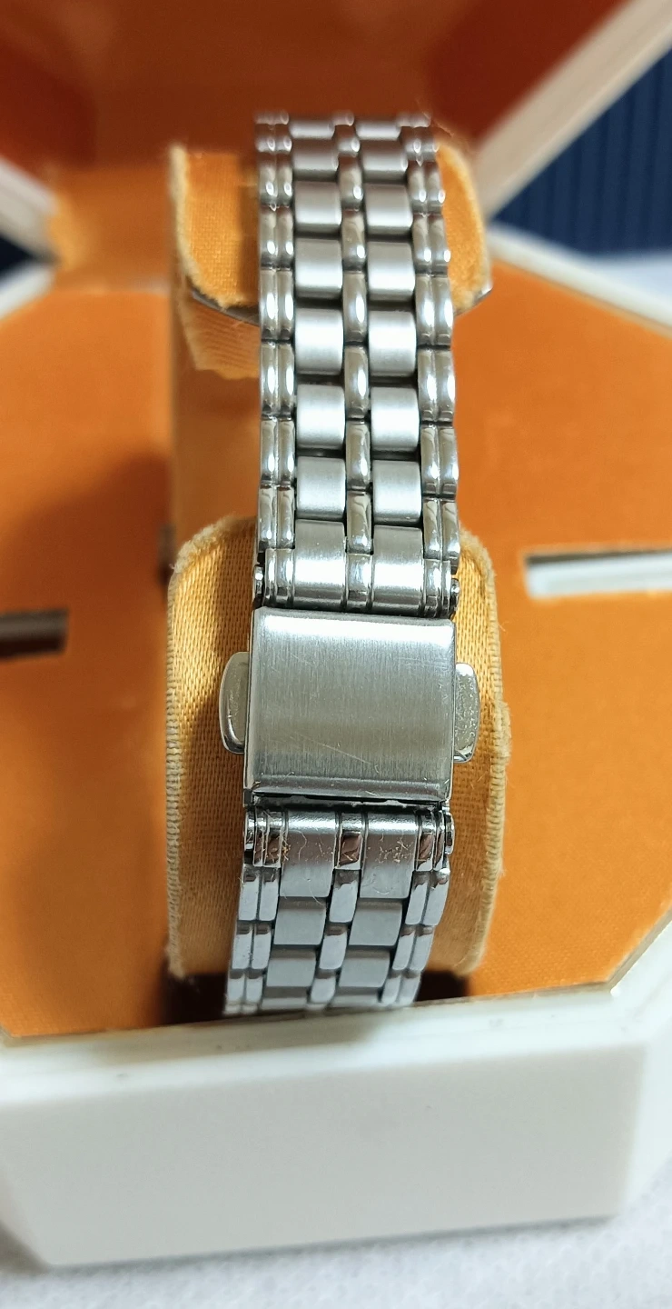 美品。OMEGA オメガ ジュネーブ 手巻き式 スクエア 腕時計の写真6枚目
