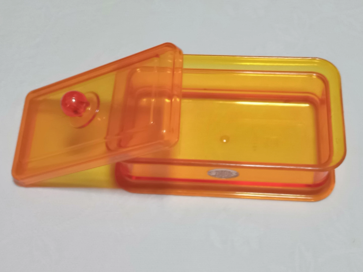 プラスチック製バターケース（小物入れ）