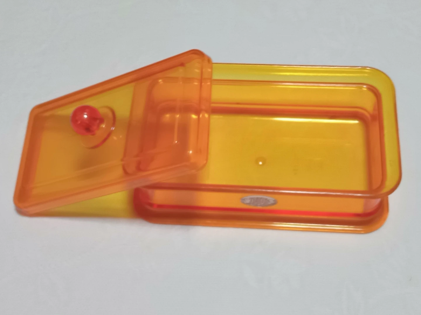 プラスチック製バターケース(小物入れ)