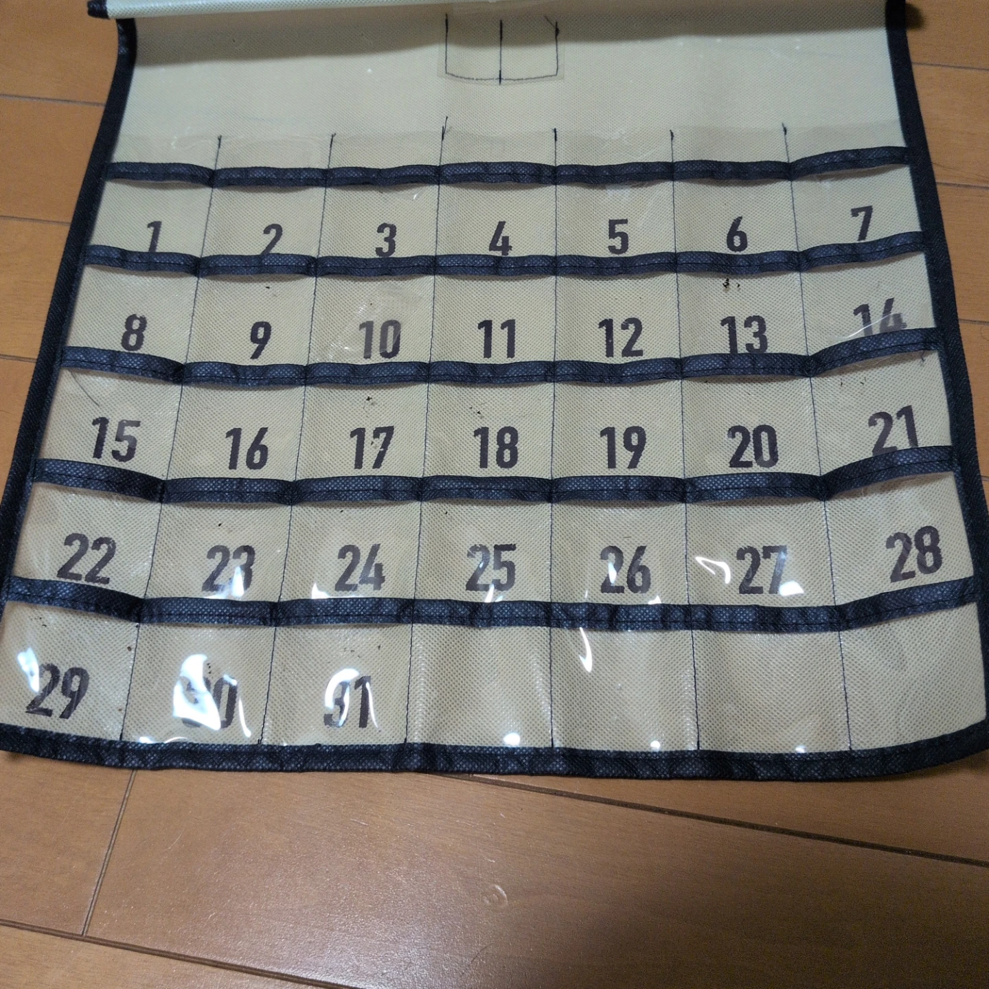 薬用カレンダー  イヤホン  まとめ売りの写真2枚目
