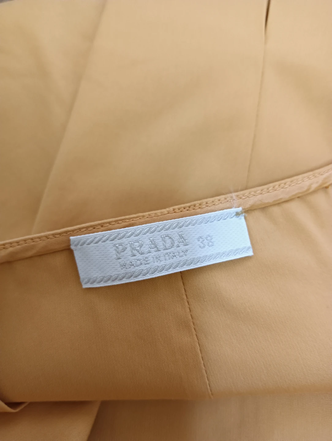 非常に美品。PRADA プラダ コットン ロングフレアスカートの写真2枚目