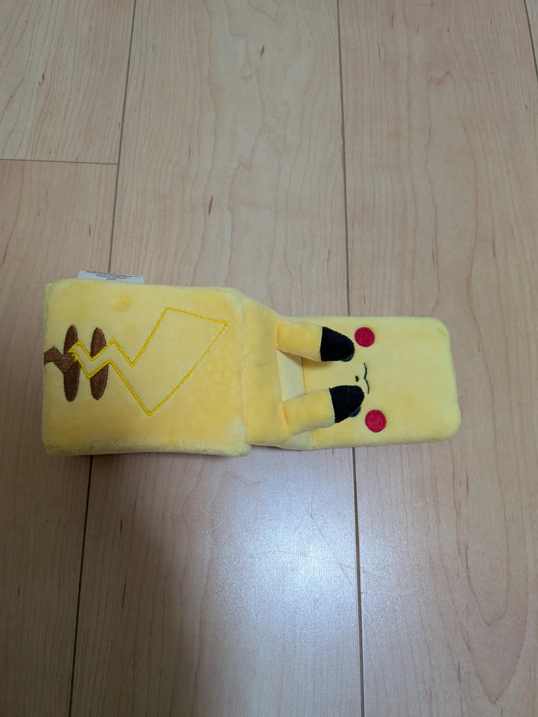 ポケモンカード ぬいぐるみデッキケース ピカチュウの写真3枚目