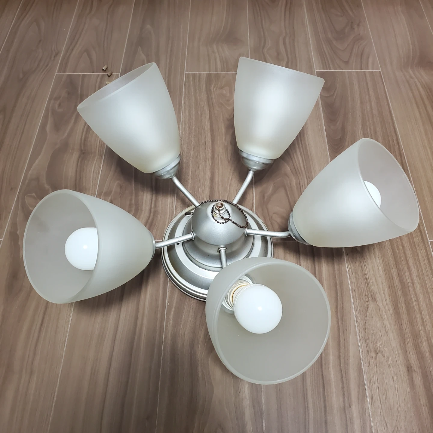美中古 5灯LEDライト※基本的にどこでも楽々装着可能の写真2枚目