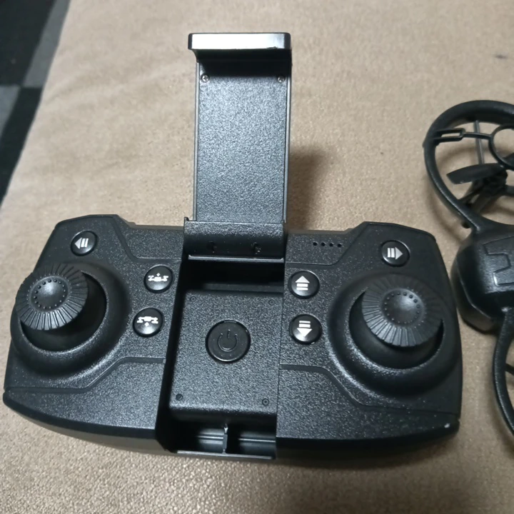 ドローン カメラ付き 小型の写真4枚目