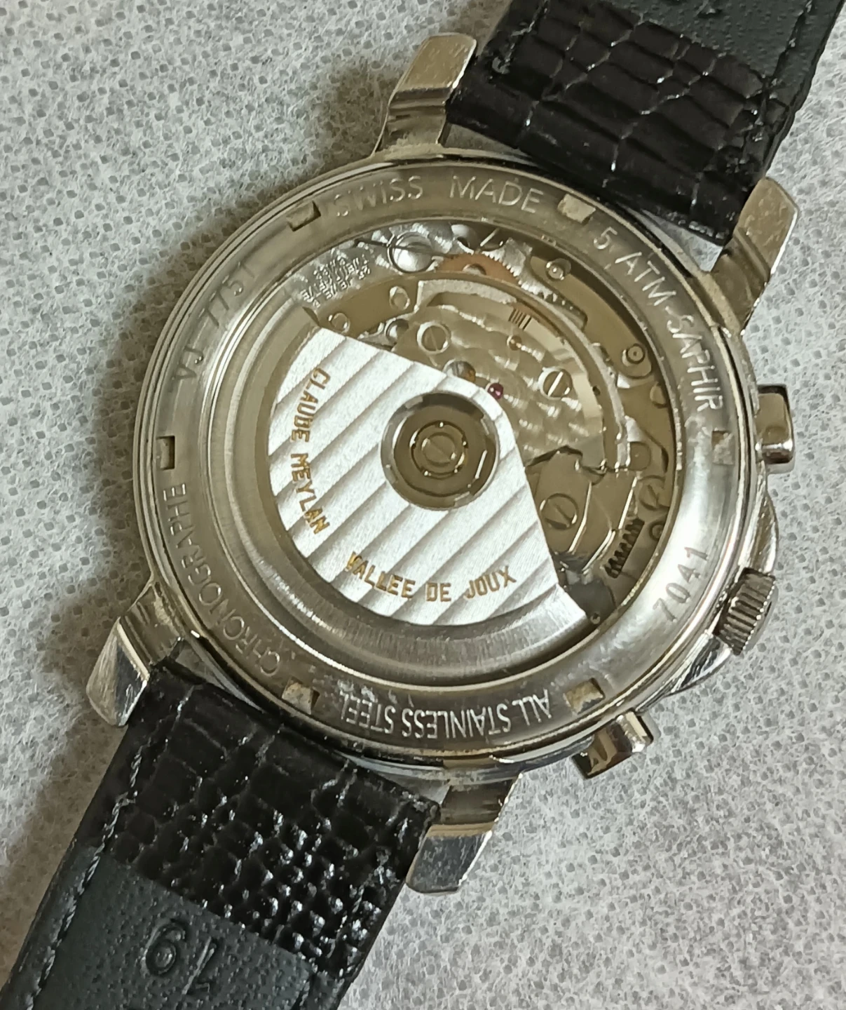 美品稀少名機。CLAUDE MEYLAN 自動巻き クロノグラフ&ムーンフェイズ トリプルカレンダー 腕時計の写真10枚目