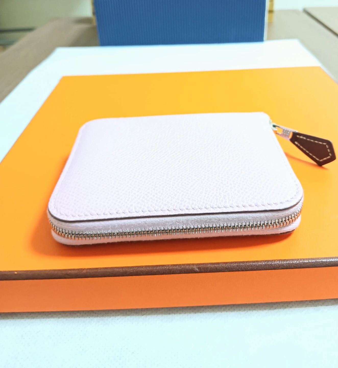 非常に美品。HERMES エルメス アザップシルクイン コンパクト お財布の写真3枚目