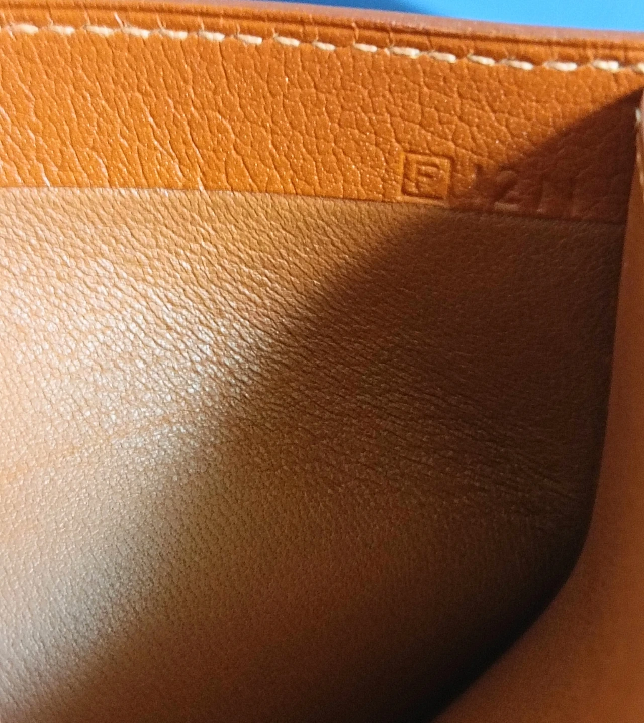 美品。HERMES エルメス 2つ折り財布 札入れの写真10枚目