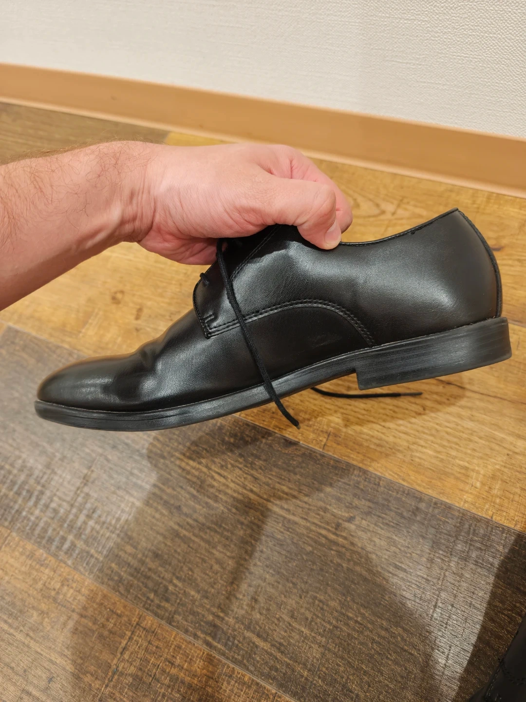 H&M メンズ フェイクレザー 靴 黒い 27センチの写真5枚目